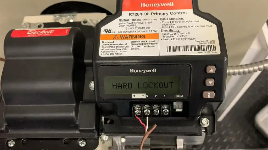 honeywell R7284 hard lockout