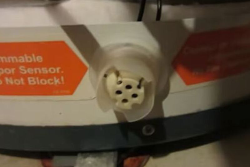 Honeywell water heater flammable vapor sensor lockout