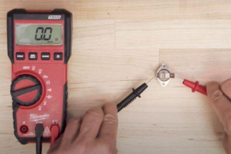 test the switch by multimeter