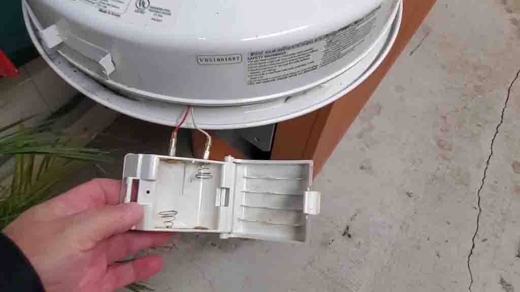 dirty or corroded contacts of dyna glo kerosene heater