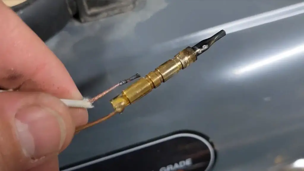 how to replace dyna glo thermocouple